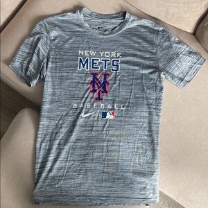Like New! Nike Women’s NY Mets Logo DriFit (S)